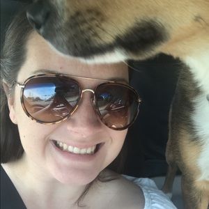 Meet your Posher, Debra